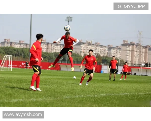 足球明星瞬间转场图片展示精彩瞬间与激情时刻的完美结合